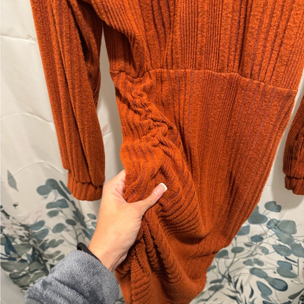 Rust Orange Ribbed Knit Dress - Picture 2 of 4